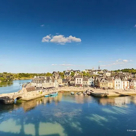 Holiday home Maison De Charme Sur Les Quais Port De St Goustan
