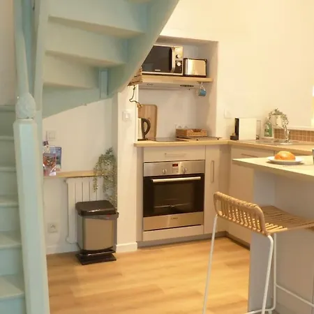 Holiday home Maison De Charme Sur Les Quais Port De St Goustan Auray